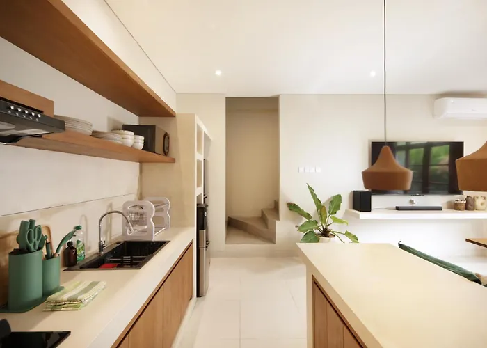 Reviva - 3br Villa Seminyak
